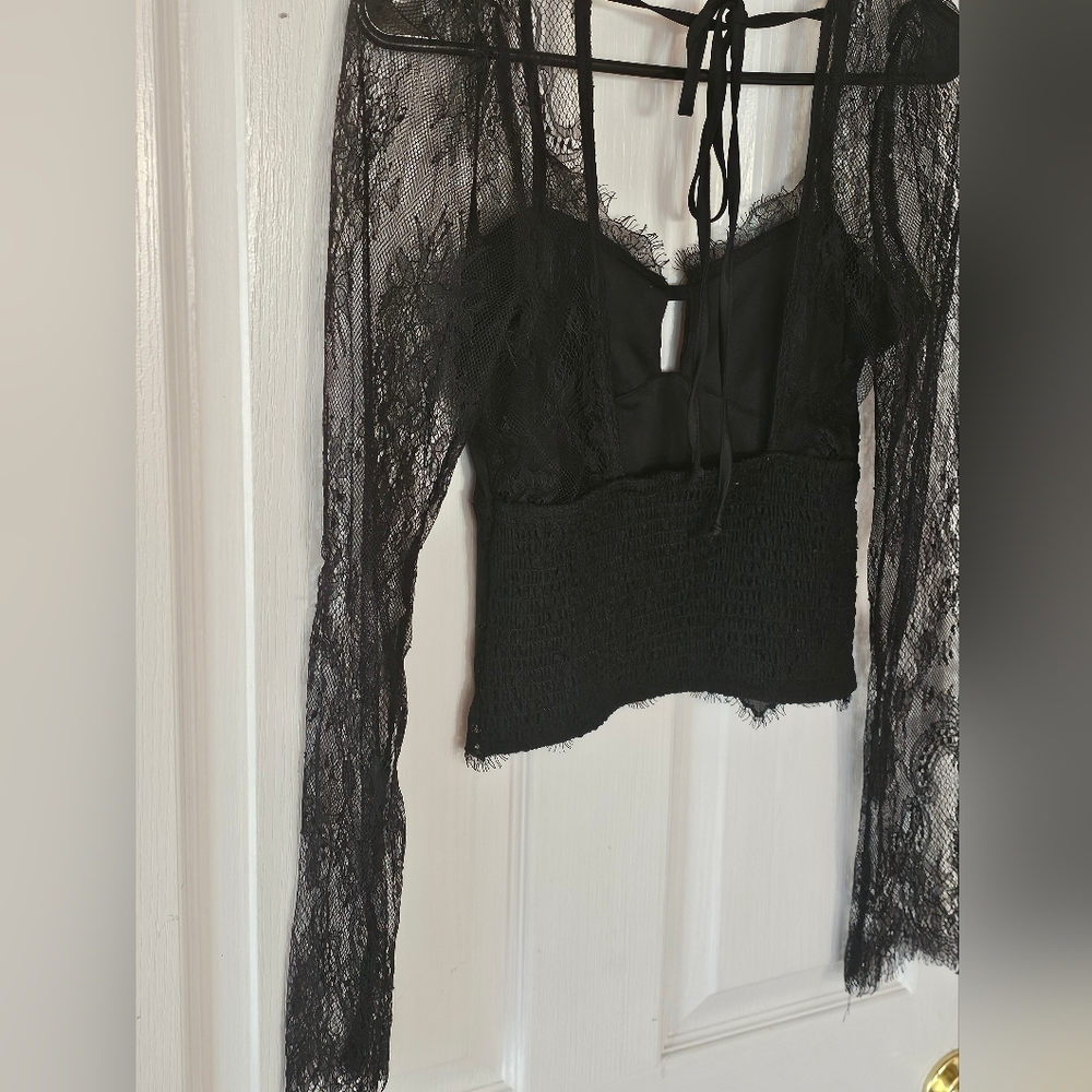 Chic Black Lace Blouse for Women - Picture 6 of 10